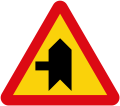 Intersection with priority