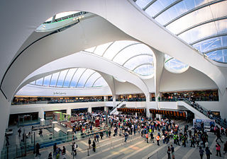 Central atrium of Birmingham New Street railway station