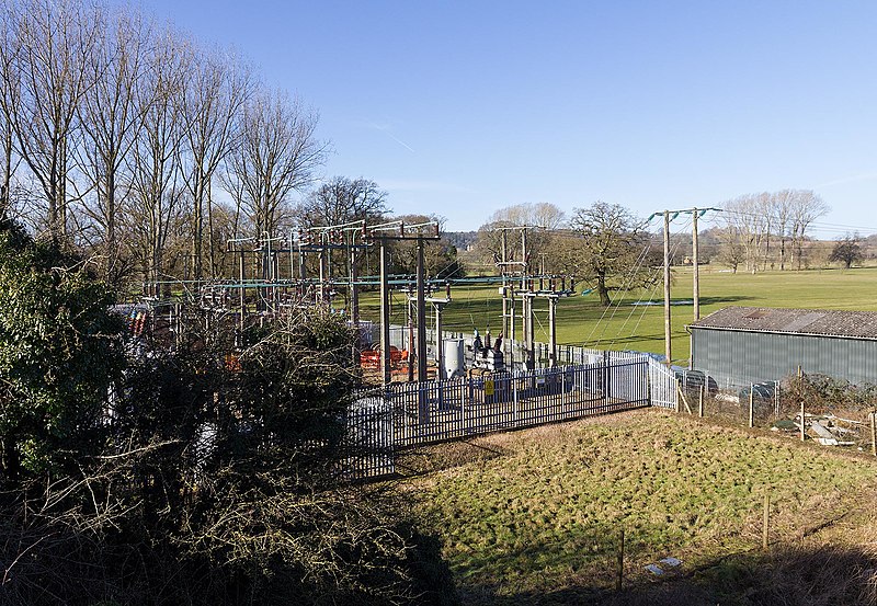 File:Electricity Sub-Station - geograph.org.uk - 3852456.jpg