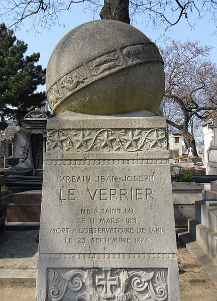 File:La tombe de Urbain Jean-Joseph Le Verrier - Montparnasse.JPG