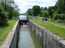 Canal de Vouziers à Vrizy (Ardennes, Fr).JPG