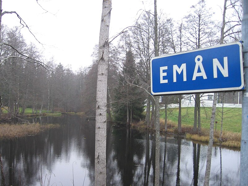 File:Emån i Bodafors 1.JPG