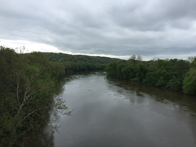 File:2016-05-05 12 27 11 View east down the Potomac River from the Hancock Bridge (U.S. Route 522) between Hancock, Washington County, Maryland and Morgan County, West Virginia.jpg