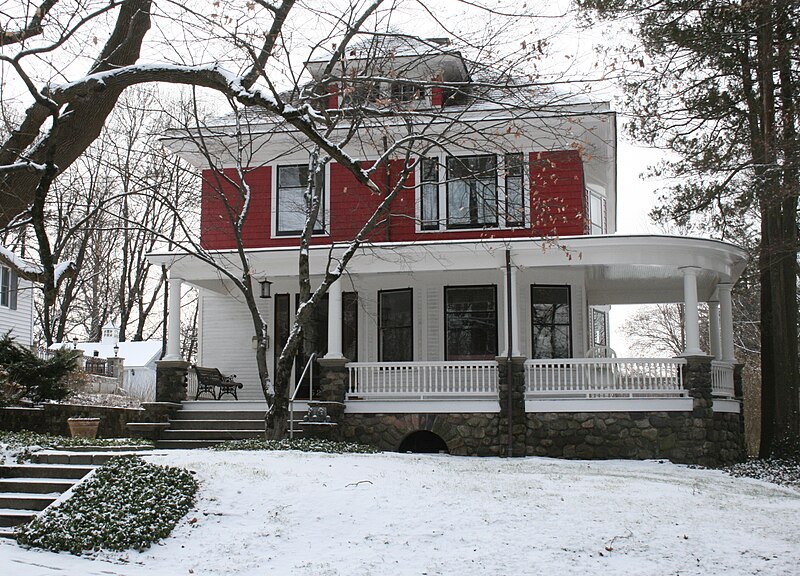 File:American Foursquare - Danbury, Connecticut.jpg