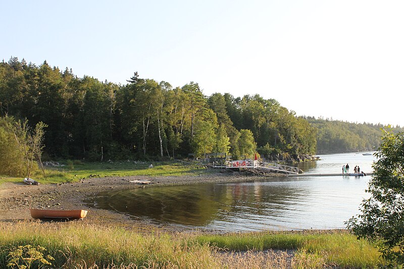 File:Sailboat 004.JPG