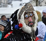 „Urzel“, Maske mit Vogelfell und Hasenfell (Sachsenheim, Landkreis Ludwigsburg, 2015)