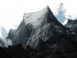 Uitzicht op de top van de Piz Balide