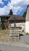 Croix église Saint-Priest de Saint-Priest-le-Betoux.jpg