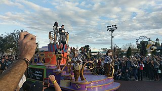 Griffin and Milton at the 2018 UCF Disney Parade (25696197758).jpg