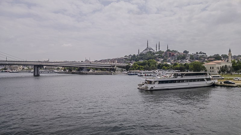 File:Istanbul beaches- Sea of Marmara 12.jpg