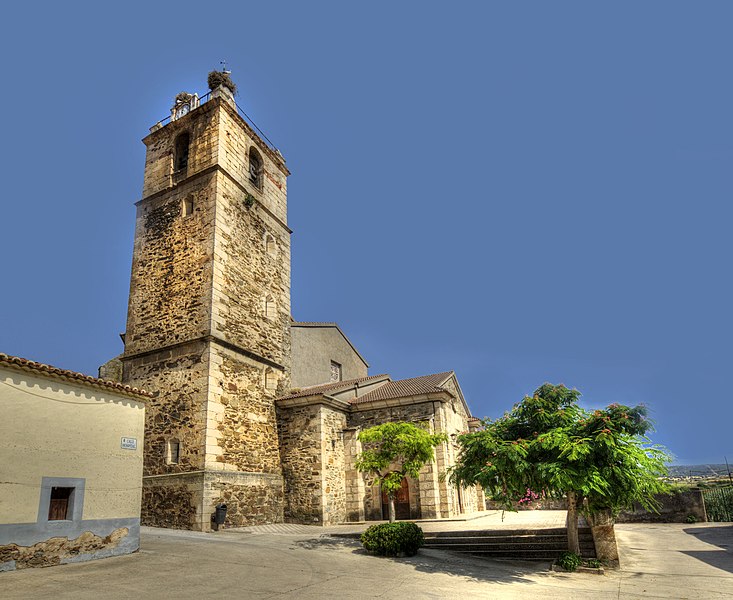 File:Iglesia parroquial de Holguera.jpg