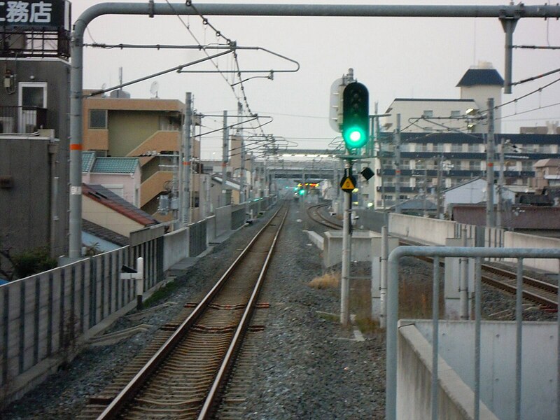 File:JR Shuntokumichi Station platform - panoramio (15).jpg