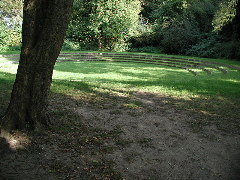 File:Koeln-Fritz-Enke-Park-014.JPG