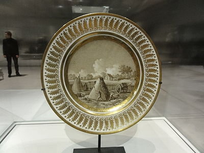 Assiette à dessert du service encyclopédique : Fabrique de charbon (1805-1806). Paris, musée du Louvre.