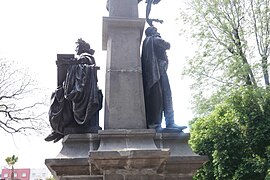 Monumento a Nicolás Bravo y Alegoría de la Historia (Jesús F. Contreras) 02.jpg