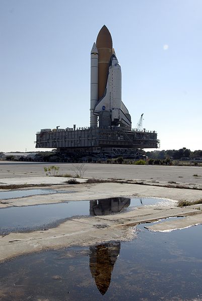 File:Atlantis on Crawler Transporter.jpg