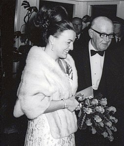 Prinzessin Margriet der Niederlande mit Nerzstola (1967)