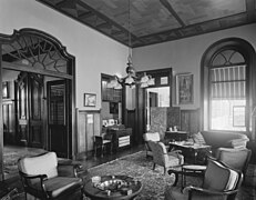 Interior of the governor apartments, 1954, Dutch Cultural Heritage Agency