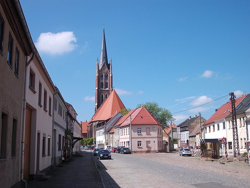 File:KembergWittenbKirche.JPG