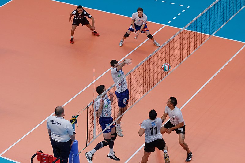 File:20130330 - Vendée Volley-Ball Club Herbretais - Foyer Laïque Saint-Quentin Volley-Ball - 098.jpg