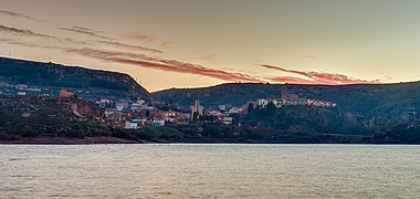 Vista de Nuévalos, Zaragoza, España, 2015-01-08, DD 13-15 HDR.JPG