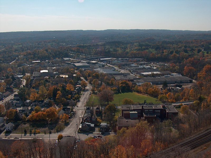 File:Dundas, Ontario Indus. Park 11-2005.jpg