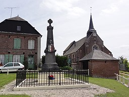 Kyrkan och monument över krigsoffer