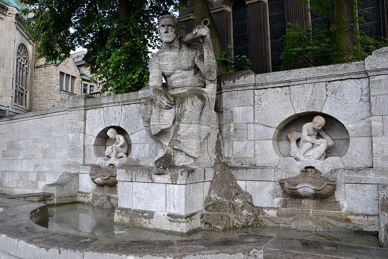 File:Essen, Jahrhundertbrunnen2.JPG