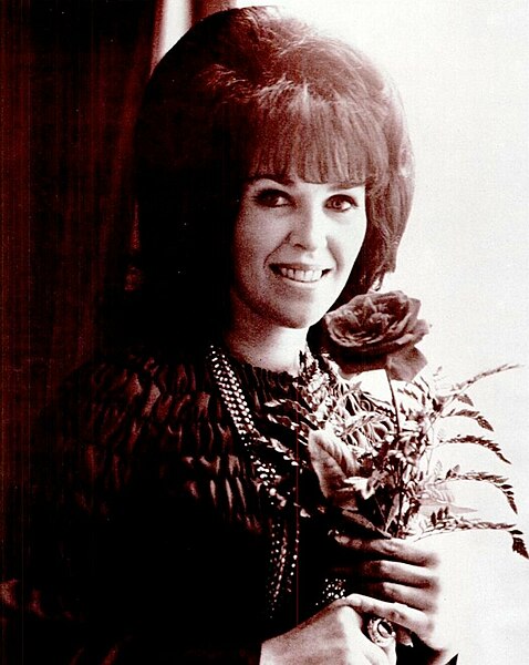 File:Wandajackson-facingcamera-march1970.jpg