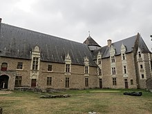 Photographie des logis prise depuis la cour.