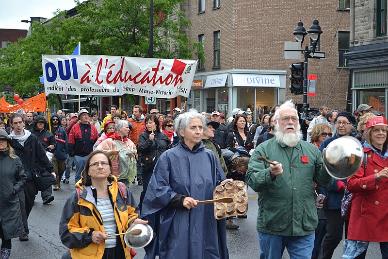 File:Manifestations à Montréal 02-06-2012 - 33.jpg