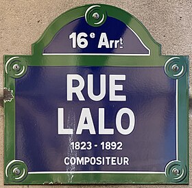 Voir la plaque.