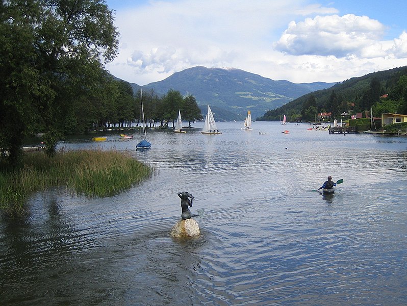 File:Seeboden Seebach.jpg