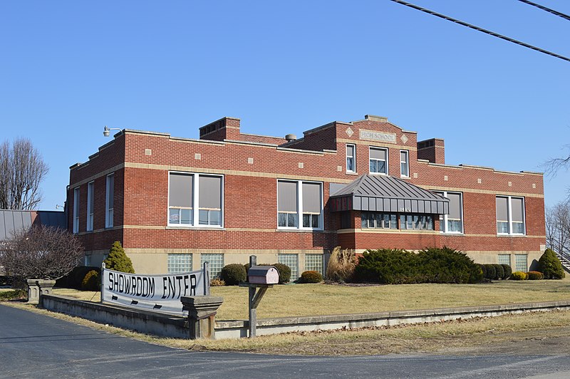 File:Spring Valley Township High School.jpg