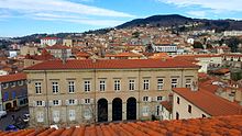 Photographie du tribunal de Thiers vu depuis le toit de l'église Saint-Genès.