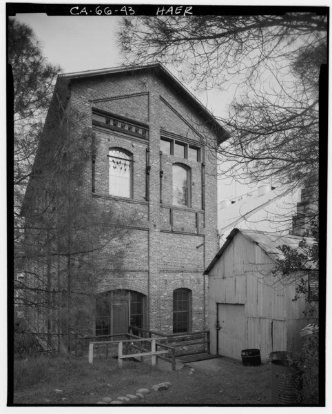 File:VIEW OF SOUTH ELEVATION OF POWERHOUSE AND PARTS-EQUIPMENT STORAGE SHED - Folsom Powerhouse, Adjacent to American River, Folsom, Sacramento County, CA HAER CAL,34-FOLSO.V,2-43.tif