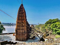 Siddheshwar Mahadev Temple, Nemawar