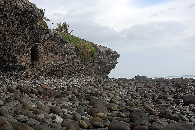 File:Panoramio - V&A Dudush - Maspalomas 2009 (1).jpg