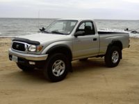 2001–2004 Tacoma Regular Cab (second updated grille, textured tail light lenses)