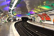 Line 3 platforms at Arts et Métiers