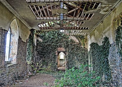 Inside Dromiskin Church. Photograph: DarranRaff Licensing: CC-BY-SA-4.0