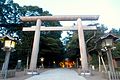 Kashima santutegiaren sarrerako Torii atea