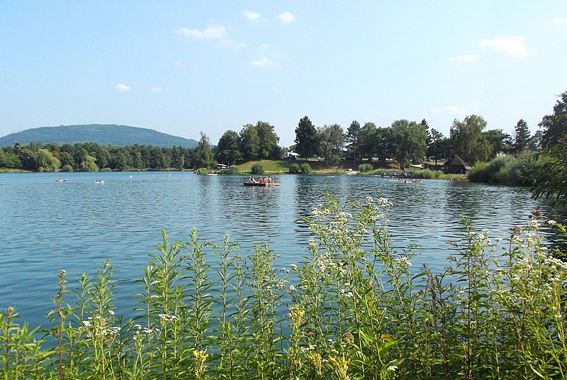 File:Kaltenbachsee - panoramio (6).jpg