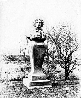 'Beethoven Monument', Lincoln Park, Chicago, 1897 (stjålet 1970)[3]