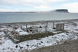 2015-09-11 01 Northumberland House, Beechey Island NU Canada.jpg