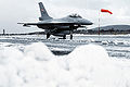 Een F-16 op de startbaan in Bodø in 1982.