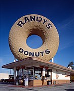 Randy's Donuts, a doughnut shop and landmark building in Inglewood, California