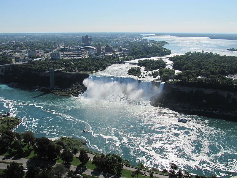 File:American Falls, Niagara Falls (470649) (9450074042).jpg