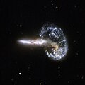 Objet de Mayall, résultant d'une collision entre deux galaxies particulières.