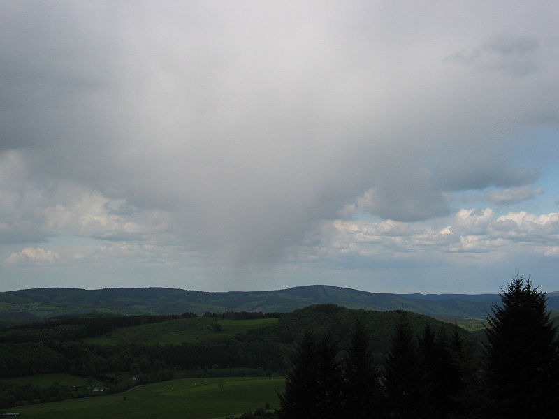 File:Img20040523 0019 de herscheid nordhelle wolke.JPG